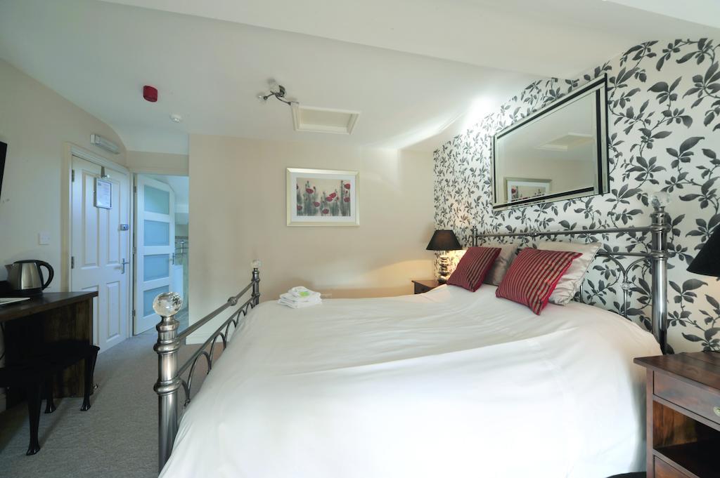 Priory Hotel كارتميل الغرفة الصورة