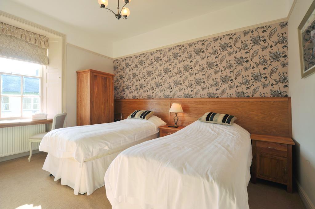 Priory Hotel كارتميل الغرفة الصورة